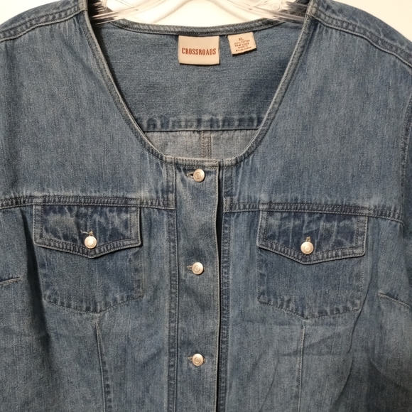 🌅🐎 CROSSROADS WOMEN JEAN TOP. - Picture 2 of 8